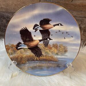Darrell Bush “Golden Flight:Canada Geese Collector’s Plate Plate#6874B